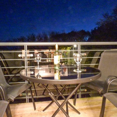 Apartamento Tyack Charlestown  Exterior foto